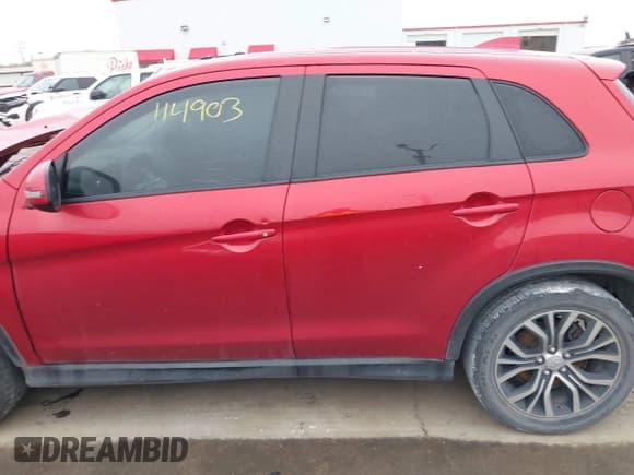 ✅ 2019 Mitsubishi Outlander ES • VIN: JA4AP3AU4KU032930 • Lot: 39247651. Wystawiony na IAAI z przebiegiem 114 902 mil. Bezpłatny archiwum sprzedaży aukcyjnych z USA i szczegółowy raport historii pojazdu na DreamBid. Zdjęcie 14.