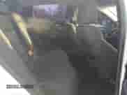 2018 Chevrolet Malibu LT z VIN 1G1ZD5ST4JF179375, wystawiony jako Copart lot #80330855 z przebiegiem 134 062 mil mil oraz Czysty tytuł • Clean title. Historia ofert i sprzedaży dostępna na DreamBid. Obrazek 10.