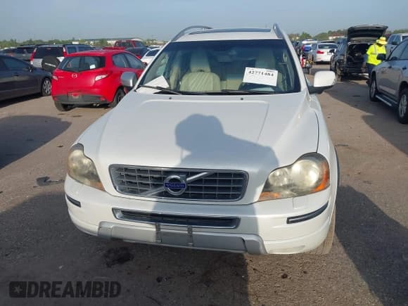 ✅ 2014 Volvo XC90 • VIN: YV4952CY6E1703087 • Лот: 42771484. Опубликован ранее на IAAI с пробегом 79 648 миль. Бесплатный доступ к архиву аукционных продаж из США и подробный отчёт об истории автомобиля на DreamBid. Изображение 12.