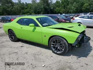 2023 Dodge Challenger R/T Scat Pack z VIN 2C3CDZFJ7PH527176, wystawiony jako Copart lot #62324595 z przebiegiem 11 299 mil mil oraz Szkoda całkowita • Salvage title. Historia ofert i sprzedaży dostępna na DreamBid. Obrazek 4.