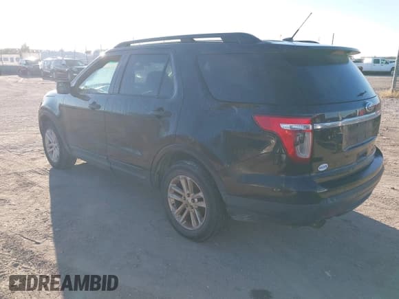 ✅ 2015 Ford Explorer • VIN: 1FM5K7B95FGB13779 • Lot: 43385988. Wystawiony na IAAI z przebiegiem 118 752 mil. Bezpłatny archiwum sprzedaży aukcyjnych z USA i szczegółowy raport historii pojazdu na DreamBid. Zdjęcie 3.