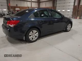 ✅ 2014 Chevrolet Cruze LS • VIN: 1G1PA5SG1E7153822 • Lot: 43535995. Wystawiony na IAAI z przebiegiem 166 563 mil. Bezpłatny archiwum sprzedaży aukcyjnych z USA i szczegółowy raport historii pojazdu na DreamBid. Zdjęcie 4.