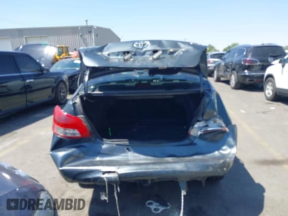 ✅ 2010 Toyota Yaris • VIN: JTDBT4K33A4066910 • Lot: 42918787. Listed on IAAI with 323,343 mi. Free auction sales archive from the USA and detailed vehicle history report at DreamBid. Image 6.