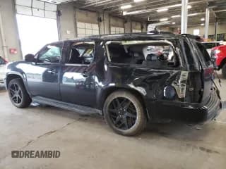 ✅ 2008 Chevrolet Suburban LTZ • VIN: 1GNFK16328J101744 • Lot: 69232634. Wystawiony na Copart z przebiegiem 186 535 mil. Bezpłatny archiwum sprzedaży aukcyjnych z USA i szczegółowy raport historii pojazdu na DreamBid. Zdjęcie 2.