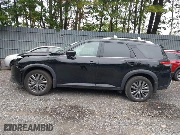 ✅ 2024 Nissan Pathfinder SL • VIN: 5N1DR3CD4RC295165 • Лот: 43190793. Опубликован ранее на IAAI с пробегом 13 439 миль. Бесплатный доступ к архиву аукционных продаж из США и подробный отчёт об истории автомобиля на DreamBid. Изображение 14.