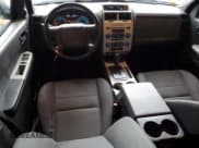 ✅ 2010 Ford Escape XLT • VIN: 1FMCU9DG5AKD05394 • Лот: 82239075. Опубликован ранее на Copart с пробегом 181 559 миль. Бесплатный доступ к архиву аукционных продаж из США и подробный отчёт об истории автомобиля на DreamBid. Изображение 8.