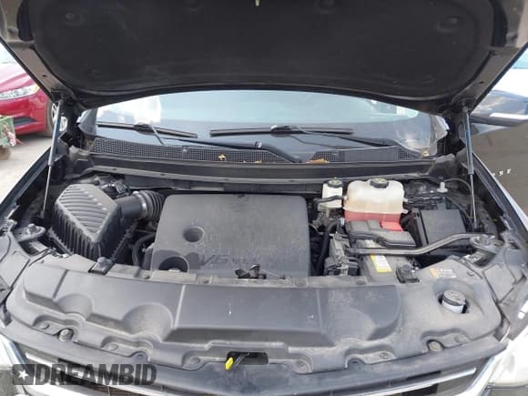 ✅ 2021 Chevrolet Traverse LT Cloth • VIN: 1GNERGKW5MJ124858 • Lot: 42960251. Listed on IAAI with 89,527 mi. Free auction sales archive from the USA and detailed vehicle history report at DreamBid. Image 10.