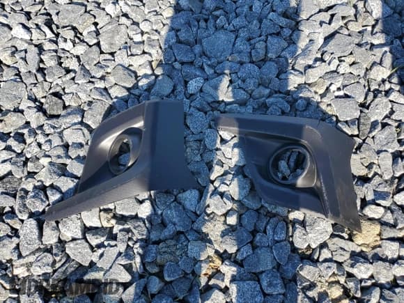 ✅ 2015 Chevrolet Camaro LS • VIN: 2G1FB1E37F9197558 • Lot: 89475625. Listed on Copart with 129,142 mi. Free auction sales archive from the USA and detailed vehicle history report at DreamBid. Image 12.