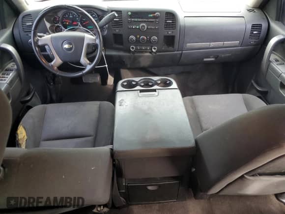 2011 Chevrolet Silverado 1500 LT z VIN 1GCRCSEA5BZ428849, wystawiony jako Copart lot #80257134 z przebiegiem 227 523 mil mil oraz Szkoda całkowita • Salvage title. Historia ofert i sprzedaży dostępna na DreamBid. Obrazek 8.