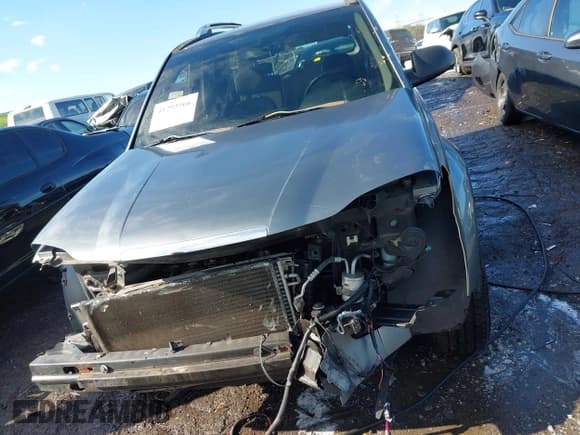 ✅ 2007 Saturn VUE I4 • VIN: 5GZCZ33D77S817031 • Лот: 41293566. Опубликован ранее на IAAI с пробегом Не указан. Бесплатный доступ к архиву аукционных продаж из США и подробный отчёт об истории автомобиля на DreamBid. Изображение 11.