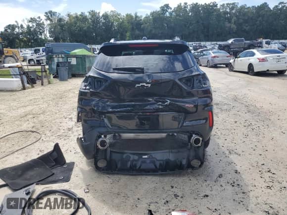 2022 Chevrolet TrailBlazer RS with VIN KL79MTSL8NB065384, listed as a Copart auction lot 84819795 with 85,037 mi miles and Salvage title. Bid and sale history available at DreamBid. Image 6.
