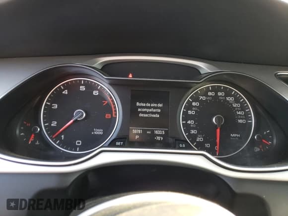 ✅ 2016 Audi allroad A4 Premium Plus • VIN: WA1UFAFL2GA015718 • Лот: 42635914. Опубликован ранее на Copart с пробегом 59 781 миль. Бесплатный доступ к архиву аукционных продаж из США и подробный отчёт об истории автомобиля на DreamBid. Изображение 9.