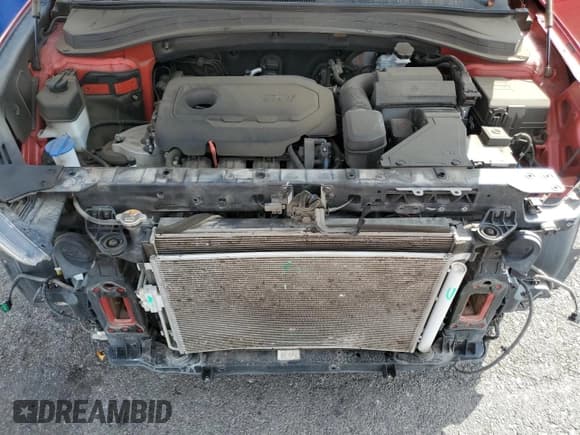 ✅ 2020 Hyundai Santa Fe SE • VIN: 5NMS2CAD8LH279692 • Lot: 85896045. Wystawiony na Copart z przebiegiem 84 803 mil. Bezpłatny archiwum sprzedaży aukcyjnych z USA i szczegółowy raport historii pojazdu na DreamBid. Zdjęcie 11.