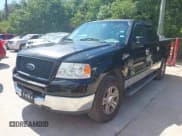 ✅ 2005 Ford F-150 XLT • VIN: 1FTRW12W95FA38571 • Lot: 42910932. Wystawiony na IAAI z przebiegiem 169 561 mil. Bezpłatny archiwum sprzedaży aukcyjnych z USA i szczegółowy raport historii pojazdu na DreamBid. Zdjęcie 2.