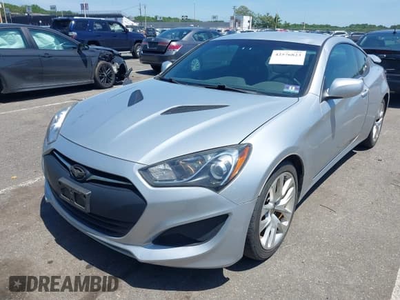 ✅ 2013 Hyundai Genesis Coupe 2.0T • VIN: KMHHT6KD8DU082972 • Lot: 42576823. Wystawiony na IAAI z przebiegiem 89 091 mil. Bezpłatny archiwum sprzedaży aukcyjnych z USA i szczegółowy raport historii pojazdu na DreamBid. Zdjęcie 17.