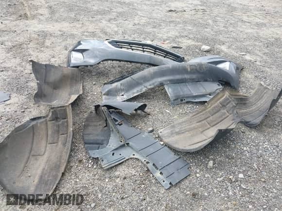 2018 Chevrolet Equinox LT z VIN 2GNAXSEV6J6235860, wystawiony jako IAAI lot #43064393 z przebiegiem 85 653 mil mil oraz . Historia ofert i sprzedaży dostępna na DreamBid. Obrazek 12.