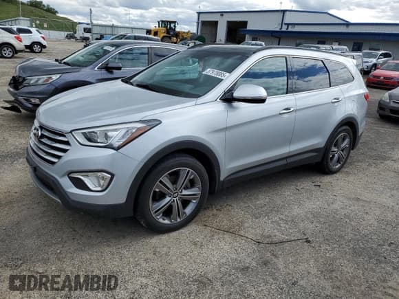 ✅ 2014 Hyundai Santa Fe Limited • VIN: KM8SR4HF5EU083306 • Лот: 57978085. Опубликован ранее на Copart с пробегом 110 553 миль. Бесплатный доступ к архиву аукционных продаж из США и подробный отчёт об истории автомобиля на DreamBid. Изображение 1.