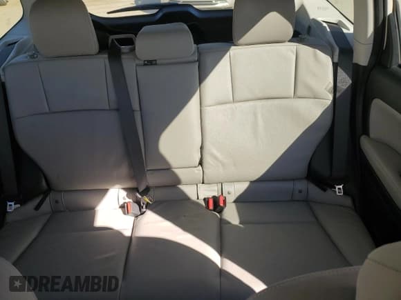 ✅ 2015 Subaru Forester Limited • VIN: JF2SJAHC0FH408777 • Лот: 93567805. Опубликован ранее на Copart с пробегом 63 783 миль. Бесплатный доступ к архиву аукционных продаж из США и подробный отчёт об истории автомобиля на DreamBid. Изображение 10.