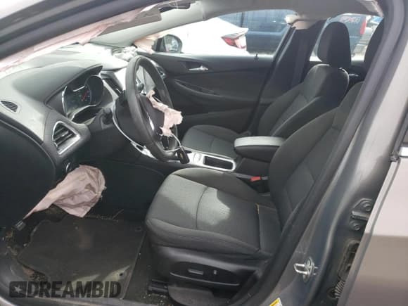 ✅ 2017 Chevrolet Cruze LT • VIN: 1G1BE5SM7H7208198 • Lot: 49836943. Listed on Copart with 27,662 mi. Free auction sales archive from the USA and detailed vehicle history report at DreamBid. Image 7.