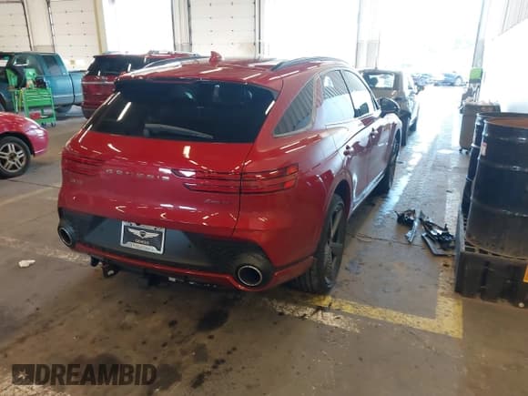 ✅ 2025 Genesis GV70 Sport • VIN: 5NMMCDTC5SH022424 • Lot: 41264651. Listed on IAAI with 637 mi. Free auction sales archive from the USA and detailed vehicle history report at DreamBid. Image 4.