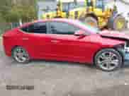 2017 Hyundai Elantra SE z VIN 5NPD84LF0HH033922, wystawiony jako IAAI lot #43495221 z przebiegiem 110 625 mil mil oraz . Historia ofert i sprzedaży dostępna na DreamBid. Obrazek 14.