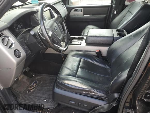 ✅ 2015 Ford Expedition Max XLT • VIN: 1FMJK1JT3FEF10850 • Lot: 70120685. Listed on Copart with 379,846 mi. Free auction sales archive from the USA and detailed vehicle history report at DreamBid. Image 7.