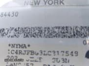 ✅ 2020 Jeep Grand Cherokee Limited X • VIN: 1C4RJFBG3LC317548 • Lot: 42557544. Listed on IAAI with 34,401 mi. Free auction sales archive from the USA and detailed vehicle history report at DreamBid. Image 17.