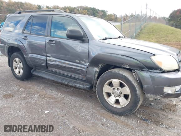 ✅ 2004 Toyota 4Runner SR5 Sport • VIN: JTEBU14R240054381 • Лот: 43582781. Опубликован ранее на IAAI с пробегом 244 828 миль. Бесплатный доступ к архиву аукционных продаж из США и подробный отчёт об истории автомобиля на DreamBid. Изображение 1.