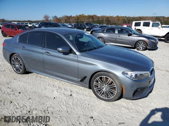 ✅ 2019 BMW 5 Series 530i xDrive • VIN: WBAJA7C55KWW19496 • Lot: 92600265. Wystawiony na Copart z przebiegiem 60 044 mil. Bezpłatny archiwum sprzedaży aukcyjnych z USA i szczegółowy raport historii pojazdu na DreamBid. Zdjęcie 4.