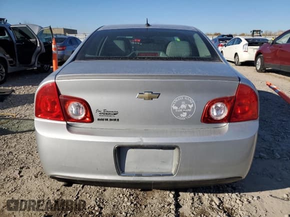 ✅ 2011 Chevrolet Malibu 1LS • VIN: 1G1ZB5E13BF251278 • Lot: 90515935. Listed on Copart with 191,322 mi. Free auction sales archive from the USA and detailed vehicle history report at DreamBid. Image 6.