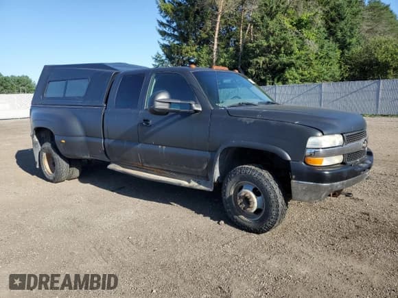 ✅ 2001 Chevrolet Silverado 3500 LS • VIN: 1GCJK39161E273928 • Lot: 65502885. Listed on Copart with 475,989 mi. Free auction sales archive from the USA and detailed vehicle history report at DreamBid. Image 4.