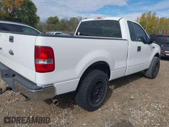 ✅ 2008 Ford F-150 XL • VIN: 1FTRF12288KE95266 • Lot: 43435036. Listed on IAAI with 120,382 mi. Free auction sales archive from the USA and detailed vehicle history report at DreamBid. Image 4.