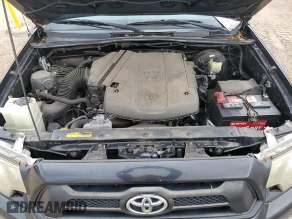 ✅ 2015 Toyota Tacoma PreRunner • VIN: 5TFJU4GN0FX081440 • Лот: 81354765. Опубликован ранее на Copart с пробегом 96 256 миль. Бесплатный доступ к архиву аукционных продаж из США и подробный отчёт об истории автомобиля на DreamBid. Изображение 11.