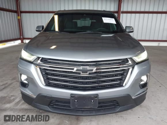 ✅ 2023 Chevrolet Traverse LT Cloth • VIN: 1GNERGKW4PJ287649 • Lot: 43735672. Wystawiony na IAAI z przebiegiem 16 372 mil. Bezpłatny archiwum sprzedaży aukcyjnych z USA i szczegółowy raport historii pojazdu na DreamBid. Zdjęcie 12.