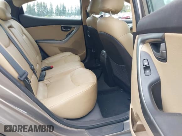 ✅ 2012 Hyundai Elantra GLS • VIN: 5NPDH4AE8CH083440 • Лот: 42597474. Опубликован ранее на IAAI с пробегом 215 425 миль. Бесплатный доступ к архиву аукционных продаж из США и подробный отчёт об истории автомобиля на DreamBid. Изображение 8.