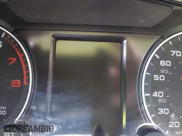 ✅ 2017 Audi Q5 Premium • VIN: WA1C2AFP4HA088651 • Lot: 43552445. Listed on IAAI with Not provided. Free auction sales archive from the USA and detailed vehicle history report at DreamBid. Image 7.