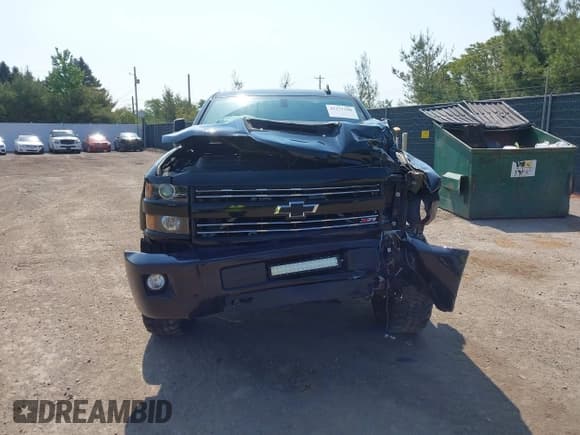 ✅ 2017 Chevrolet Silverado 2500HD LT • VIN: 1GC1KVEY2HF115380 • Lot: 42371106. Listed on IAAI with 85,281 mi. Free auction sales archive from the USA and detailed vehicle history report at DreamBid. Image 12.