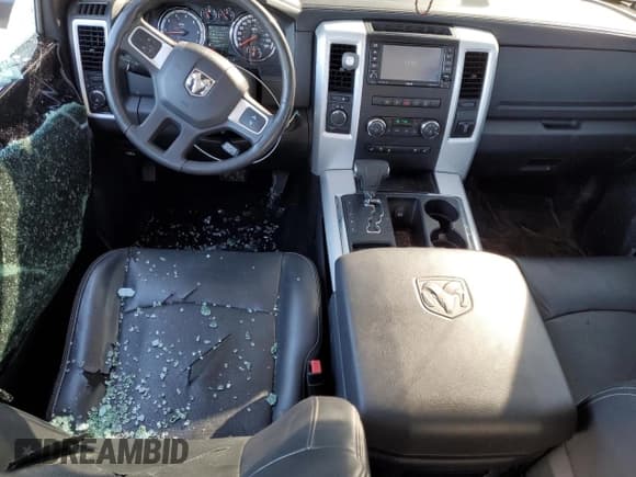 ✅ 2009 Dodge 1500 Laramie • VIN: 1D3HV13T09S817283 • Lot: 45372865. Wystawiony na Copart z przebiegiem 146 836 mil. Bezpłatny archiwum sprzedaży aukcyjnych z USA i szczegółowy raport historii pojazdu na DreamBid. Zdjęcie 8.