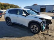 ✅ 2021 Nissan Rogue SV • VIN: JN8AT3BA7MW006808 • Lot: 90680835. Wystawiony na Copart z przebiegiem 52 767 mil. Bezpłatny archiwum sprzedaży aukcyjnych z USA i szczegółowy raport historii pojazdu na DreamBid. Zdjęcie 4.