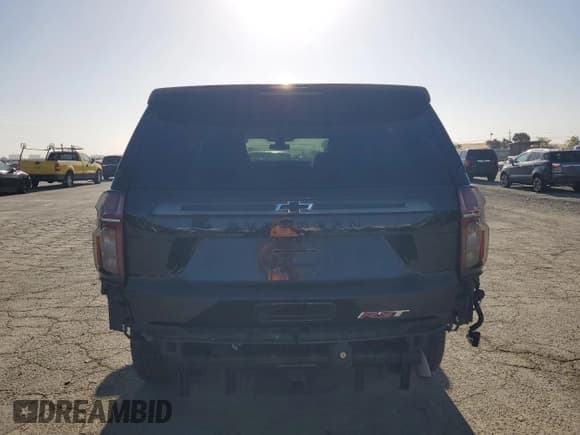 ✅ 2022 Chevrolet Suburban RST • VIN: 1GNSKEKD0NR296633 • Lot: 54446415. Listed on Copart with 34,461 mi. Free auction sales archive from the USA and detailed vehicle history report at DreamBid. Image 6.