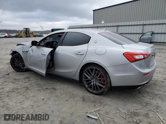 ✅ 2015 Maserati Ghibli S Q4 • VIN: ZAM57RTA2F1131066 • Lot: 85849504. Wystawiony na Copart z przebiegiem Nie podano. Bezpłatny archiwum sprzedaży aukcyjnych z USA i szczegółowy raport historii pojazdu na DreamBid. Zdjęcie 2.