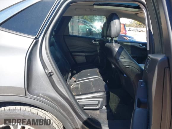 ✅ 2022 Ford Escape SEL • VIN: 1FMCU0H67NUA04486 • Лот: 43602375. Опубликован ранее на IAAI с пробегом 110 697 миль. Бесплатный доступ к архиву аукционных продаж из США и подробный отчёт об истории автомобиля на DreamBid. Изображение 8.