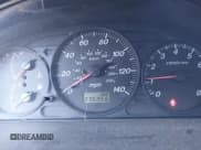 ✅ 2001 Mazda Protege LX • VIN: JM1BJ226910401437 • Lot: 43548017. Wystawiony na IAAI z przebiegiem 236 866 mil. Bezpłatny archiwum sprzedaży aukcyjnych z USA i szczegółowy raport historii pojazdu na DreamBid. Zdjęcie 7.