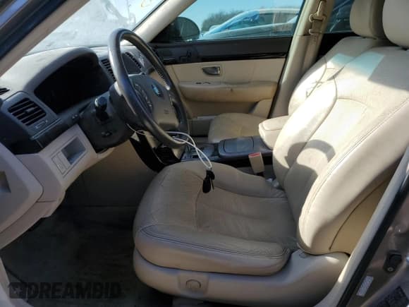 ✅ 2008 Kia Amanti • VIN: KNALD125985145226 • Lot: 82889754. Listed on Copart with 166,711 mi. Free auction sales archive from the USA and detailed vehicle history report at DreamBid. Image 7.