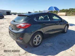 ✅ 2018 Chevrolet Cruze LT • VIN: 3G1BE6SM9JS589808 • Lot: 90444425. Wystawiony na Copart z przebiegiem 190 187 mil. Bezpłatny archiwum sprzedaży aukcyjnych z USA i szczegółowy raport historii pojazdu na DreamBid. Zdjęcie 3.