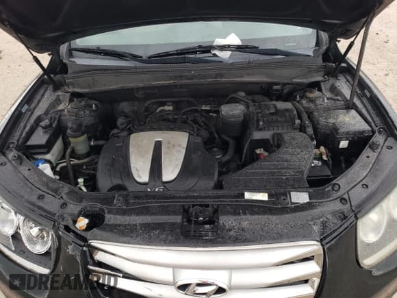 ✅ 2012 Hyundai Santa Fe Limited • VIN: 5XYZK4AG6CG110778 • Lot: 69934314. Listed on Copart with 172,850 mi. Free auction sales archive from the USA and detailed vehicle history report at DreamBid. Image 13.