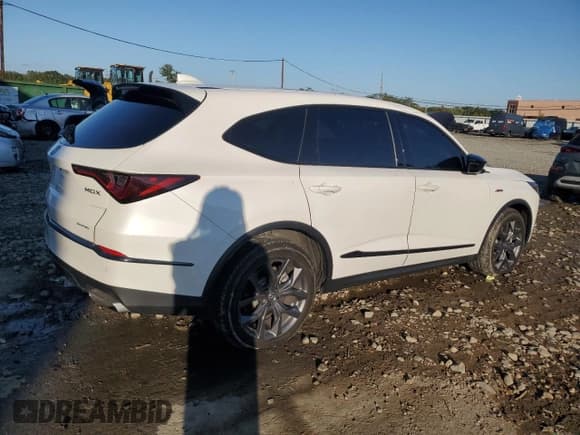 ✅ 2023 Acura MDX w/A-Spec Package • VIN: 5J8YE1H0XPL023231 • Lot: 80721755. Wystawiony na Copart z przebiegiem 24 275 mil. Bezpłatny archiwum sprzedaży aukcyjnych z USA i szczegółowy raport historii pojazdu na DreamBid. Zdjęcie 3.