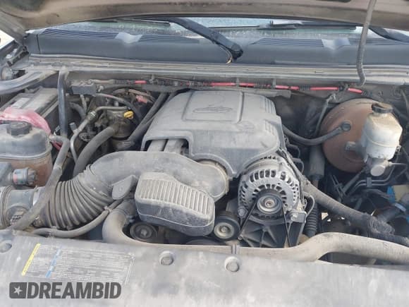 ✅ 2007 Chevrolet Silverado 1500 1LT • VIN: 2GCEC13J371676450 • Lot: 43393972. Wystawiony na IAAI z przebiegiem 313 790 mil. Bezpłatny archiwum sprzedaży aukcyjnych z USA i szczegółowy raport historii pojazdu na DreamBid. Zdjęcie 10.