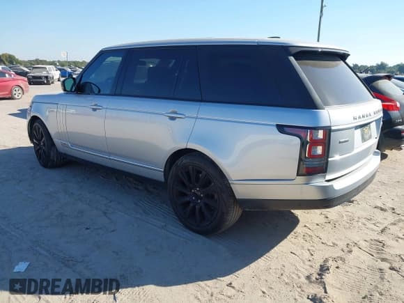 ✅ 2015 Land Rover Range Rover Supercharged • VIN: SALGS3TF7FA198422 • Lot: 43422831. Wystawiony na IAAI z przebiegiem 90 667 mil. Bezpłatny archiwum sprzedaży aukcyjnych z USA i szczegółowy raport historii pojazdu na DreamBid. Zdjęcie 3.