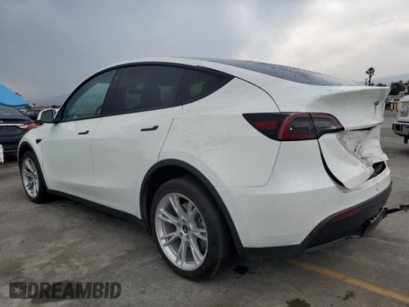 ✅ 2022 Tesla Model Y Long Range • VIN: 7SAYGDEE6NF308568 • Лот: 59603675. Опубликован ранее на Copart с пробегом 35 481 миль. Бесплатный доступ к архиву аукционных продаж из США и подробный отчёт об истории автомобиля на DreamBid. Изображение 2.
